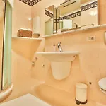 Gala With Balcony And Private Parking بوريتش