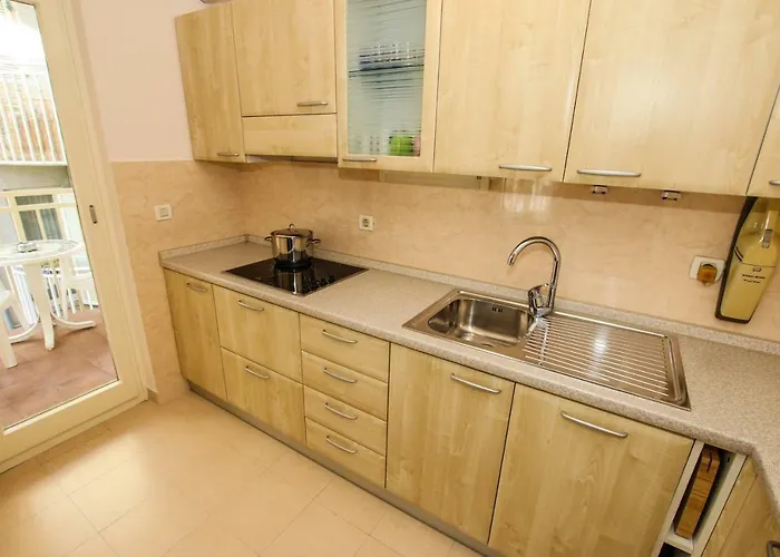 Gala With Balcony And Private Parking Apartamento